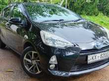 Toyota Aqua S Grade 2012 Car