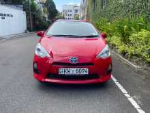 Toyota Aqua S Grade 2012 Car