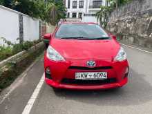 Toyota Aqua S Grade 2012 Car