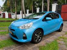 Toyota Aqua S LIMITED 2012 Car