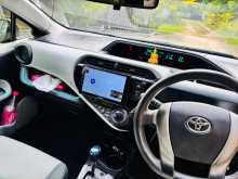 https://riyasewana.com/uploads/toyota-aqua-s-2012-269482812104.jpg