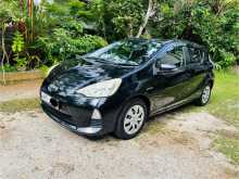 Toyota Aqua S Grade 2012 Car