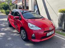 Toyota Aqua S Grade 2012 Car