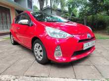 Toyota Aqua S Grade 2012 Car