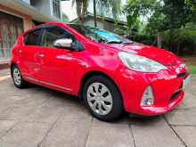 Toyota Aqua S Grade 2012 Car