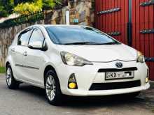 Toyota Aqua S Limited 2012 Car