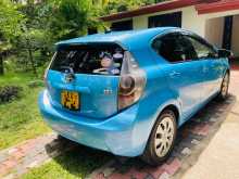 https://riyasewana.com/uploads/toyota-aqua-s-2012-313343412932.jpg