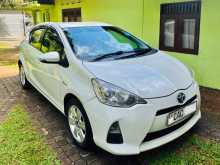 Toyota Aqua S Limited 2012 Car
