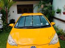 Toyota Aqua S Grade 2012 Car