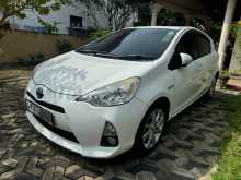 Toyota Aqua S Limited 2012 Car