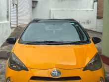 Toyota Aqua S Limited 2012 Car