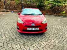 Toyota Aqua S Limited 2013 Car