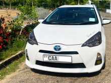 Toyota Aqua S Grade 2013 Car