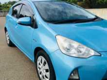 https://riyasewana.com/uploads/toyota-aqua-s-2013-1610041412102.jpg