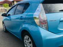 https://riyasewana.com/uploads/toyota-aqua-s-2013-1610041412984.jpg