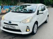Toyota Aqua S Grade 2013 Car
