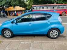 https://riyasewana.com/uploads/toyota-aqua-s-2013-167080912733.jpg