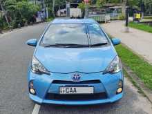 https://riyasewana.com/uploads/toyota-aqua-s-2013-1716551112802.jpg