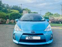 Toyota Aqua S Grade 2013 Car