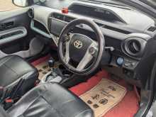 https://riyasewana.com/uploads/toyota-aqua-s-2013-2314255312654.jpg