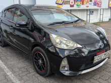 https://riyasewana.com/uploads/toyota-aqua-s-2013-2314255312662.jpg