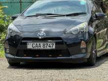 https://riyasewana.com/uploads/toyota-aqua-s-2013-237403512973.jpg