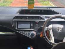 https://riyasewana.com/uploads/toyota-aqua-s-2013-2520114212272.jpg