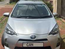 Toyota Aqua S Limited 2013 Car