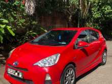Toyota Aqua S Grade 2013 Car