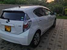 Toyota Aqua S Grade 2013 Car