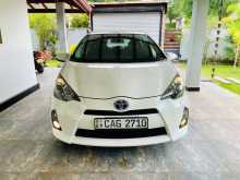 https://riyasewana.com/uploads/toyota-aqua-s-2013-3010125912512.jpg