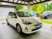 Toyota Aqua S Limited 2013 Car
