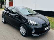 Toyota Aqua S Limited 2013 Car