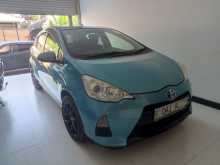 Toyota Aqua S Grade 2013 Car