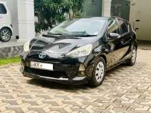 Toyota Aqua S Grade 2013 Car