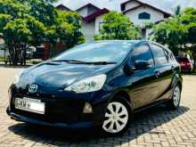 Toyota Aqua S Grade 2013 Car
