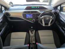 https://riyasewana.com/uploads/toyota-aqua-s-2013-614511712363.jpg