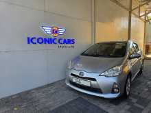 Toyota Aqua S Grade 2013 Car