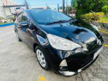 Toyota Aqua S Grade 2013 Car
