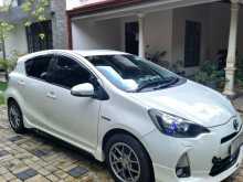 Toyota Aqua S Limited 2013 Car