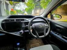 https://riyasewana.com/uploads/toyota-aqua-s-2014-159574612784.jpg
