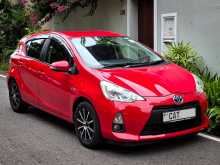 Toyota Aqua S Grade 2014 Car