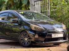 Toyota Aqua S Grade 2014 Car