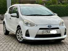 Toyota Aqua S Grade 2014 Car
