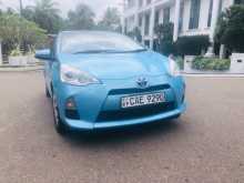 Toyota Aqua S Grade 2014 Car