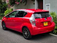 https://riyasewana.com/uploads/toyota-aqua-s-2014-229312112262.jpg