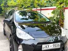 Toyota Aqua S Limited 2014 Car