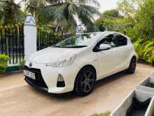 Toyota Aqua S Grade 2014 Car