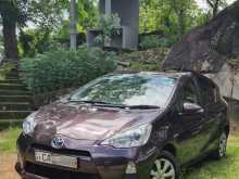 Toyota Aqua S Limited 2014 Car