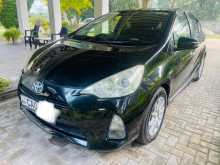 Toyota Aqua S Grade 2014 Car